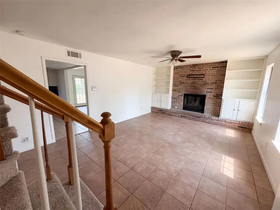 4805 Michael Drive, Oklahoma City, OK 73115 - #3