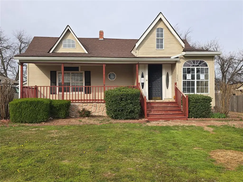 223 S Oak Street, Apache, OK 73006 - #1