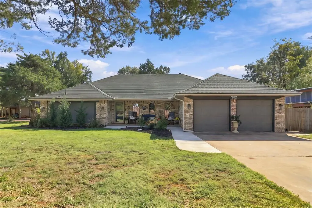 1716 E Pleasantview Lane, Mustang, OK 73064 - #1