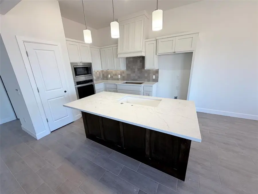 19501 Birchfield Drive, Edmond, OK 73012 - #3