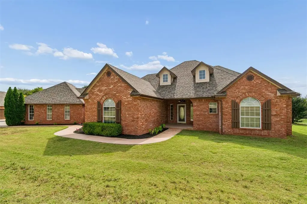 2010 Sandpiper Drive, Blanchard, OK 73010 - #1