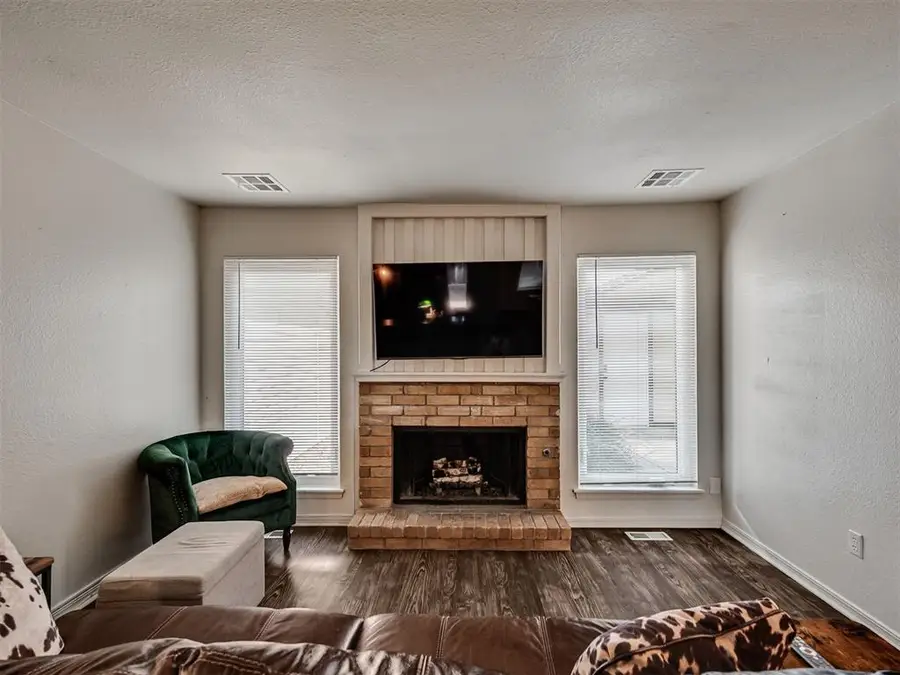 3849 Southwind Court, Oklahoma City, OK 73179 - #2