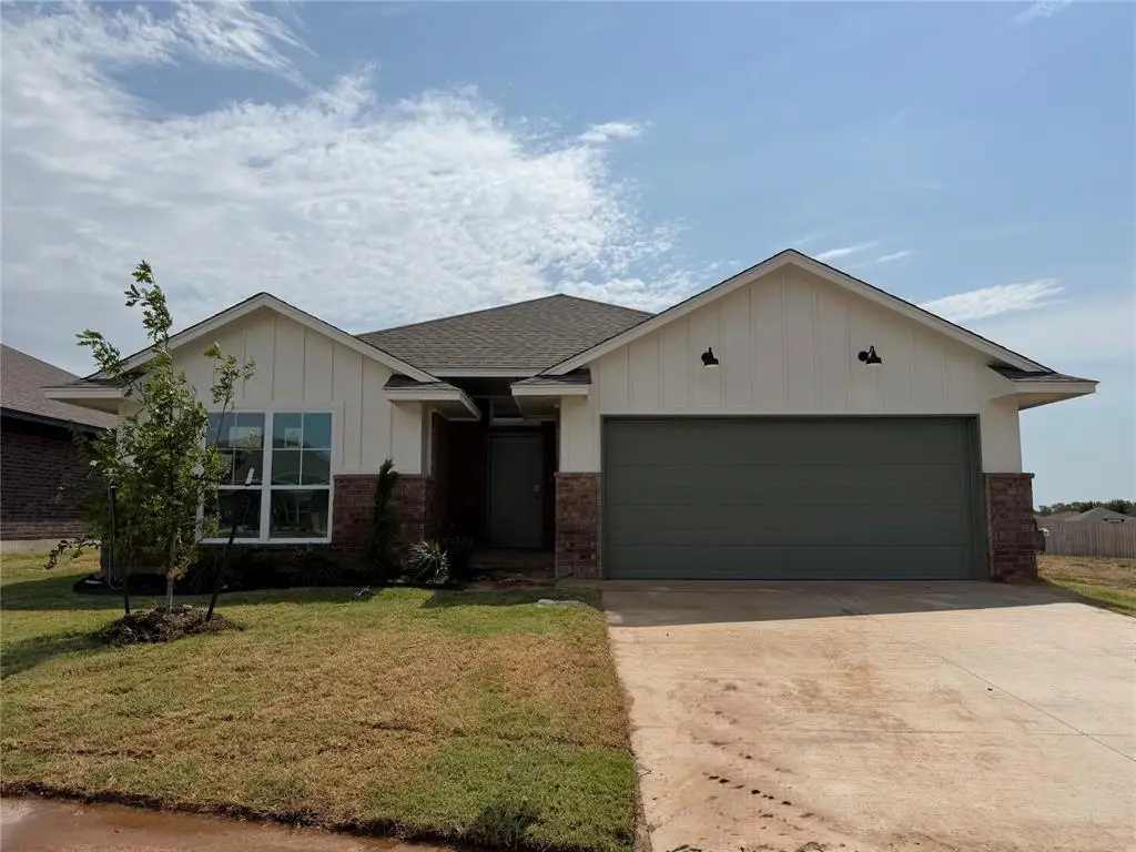 1116 Redwood Creek Drive, Yukon, OK 73099 - #1