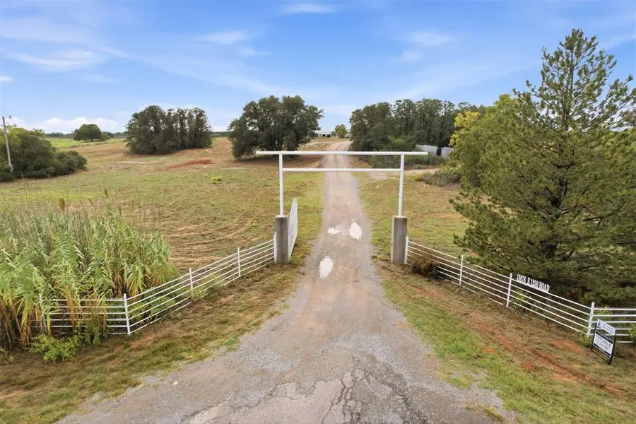 18676 E 1250 Road, Sayre, OK 73662 - #2