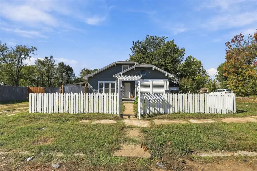 37 N University Street, Seminole, OK 74868 - #2