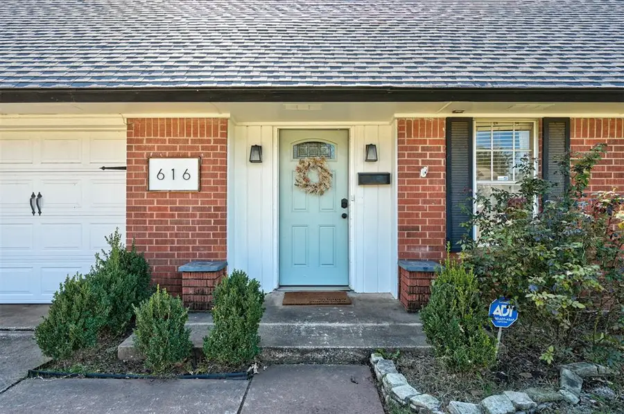 616 Redstone Avenue, Edmond, OK 73013 - #2