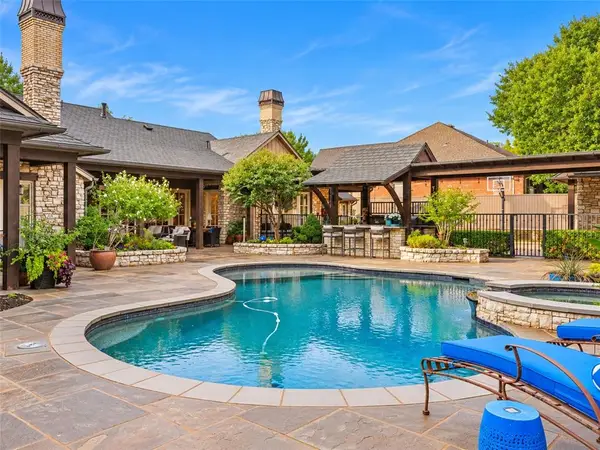 1609 Westminster Place, Nichols Hills, OK 73120
