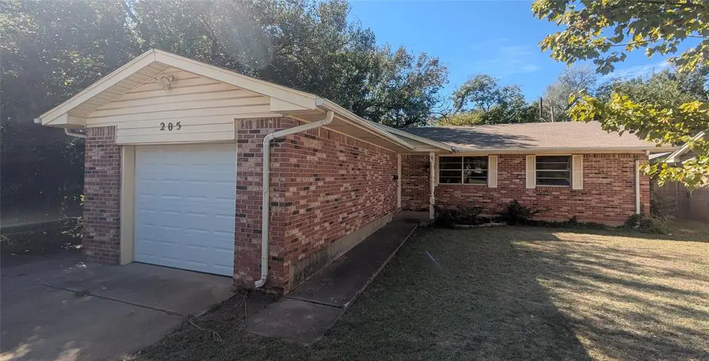205 Bellaire Drive, Moore, OK 73160 - #1
