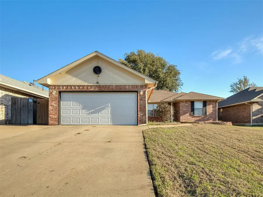 9123 Orange Drive, Midwest City, OK 73130 - #2