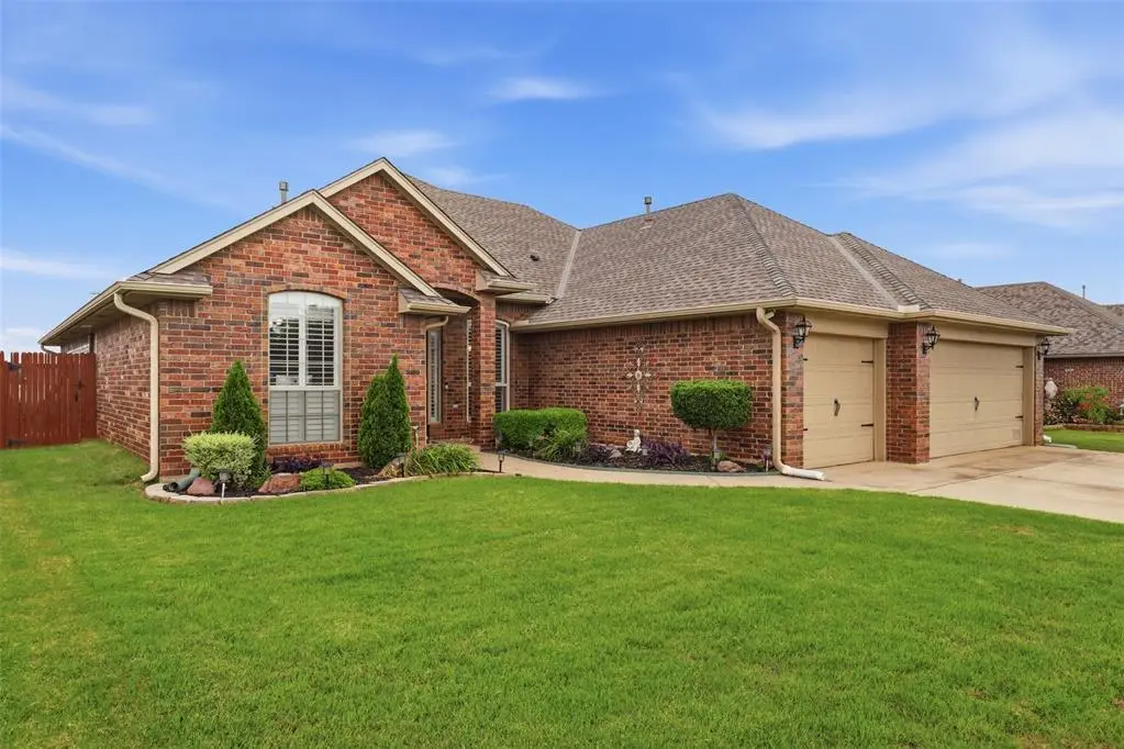 3017 Richfield Lane, Edmond, OK 73013 - #1