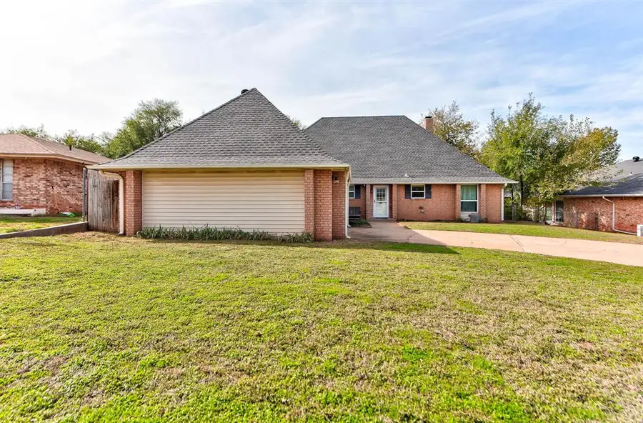 2014 E Canadian Court Terrace, Mustang, OK 73064 - #3