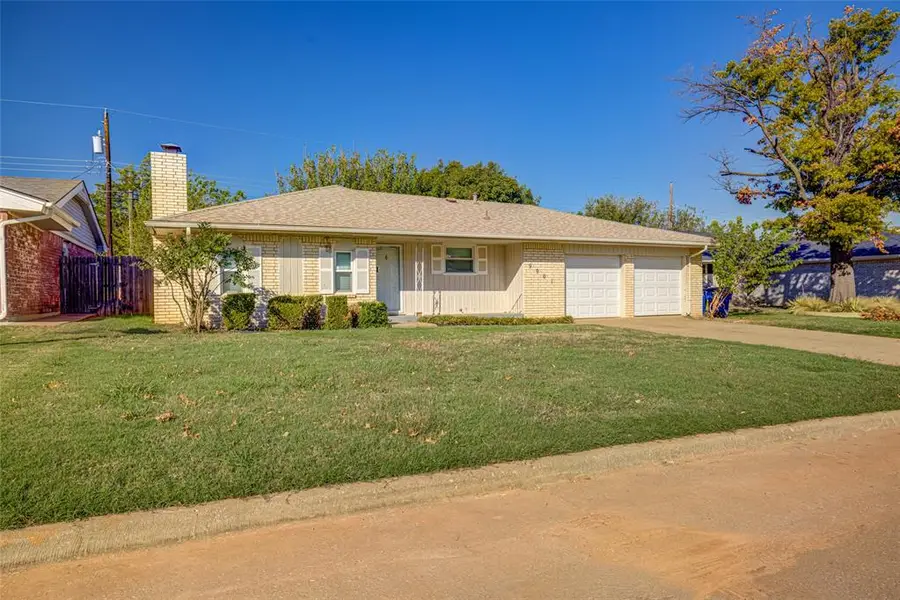 9901 Essex Avenue, The Village, OK 73120 - #2