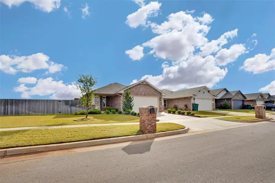 19628 Brookville Drive, Edmond, OK 73012 - #2
