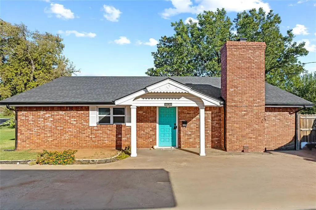 804 E 2nd Street, Cordell, OK 73632 - #1
