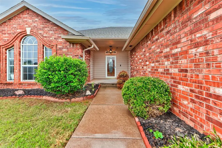 1716 SE 2nd Street, Moore, OK 73160 - #3