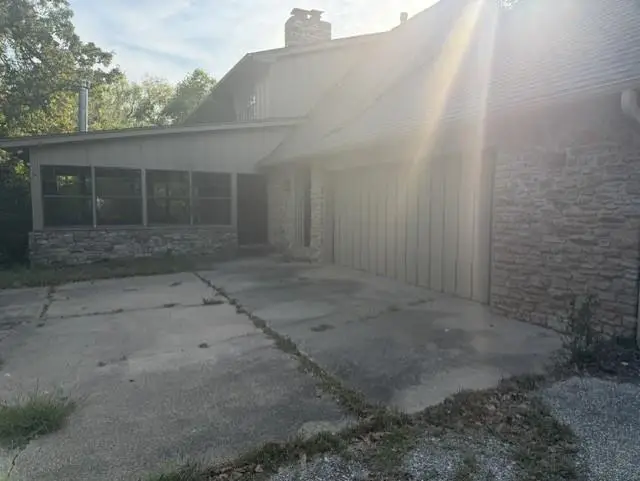 2100 S Coltrane Road, Edmond, OK 73013 - #3