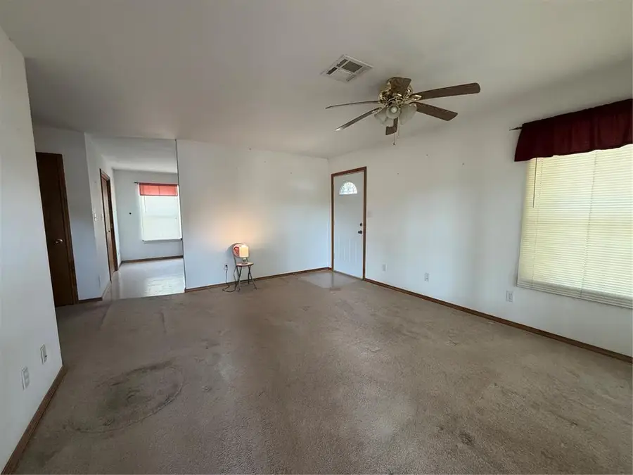 500 N Ballard, Maud, OK 74854 - #3