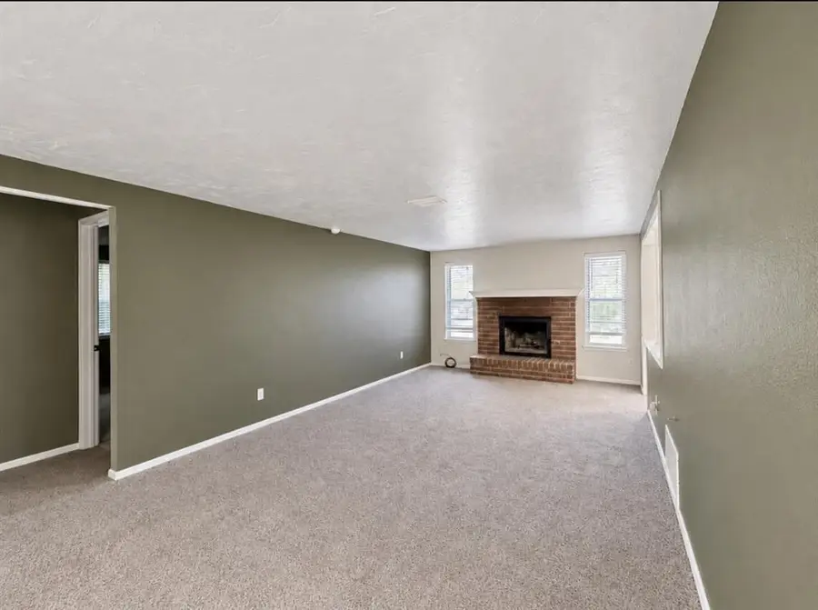 1054 Cumberland Mansion, Yukon, OK 73099 - #2