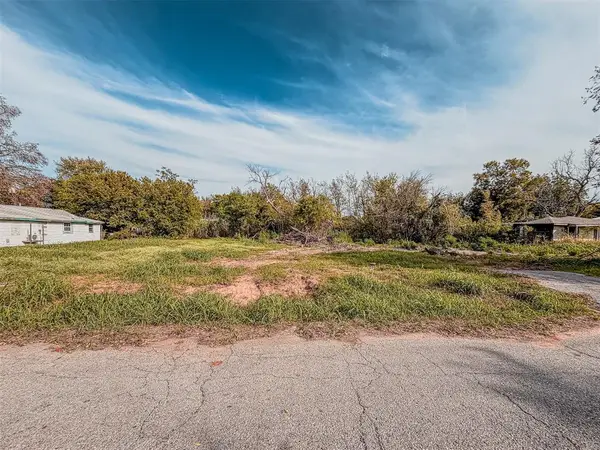 913 SW 5th Street, Anadarko, OK 73005