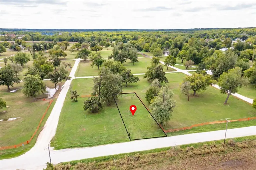 807 W College Avenue, Guthrie, OK 73044 - #1