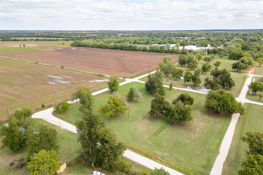 807 W College Avenue, Guthrie, OK 73044 - #3