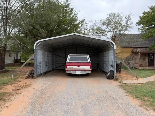 510 S 4th, Sentinel, OK 73664 - #2