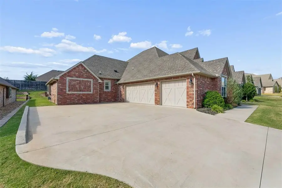 3109 Mackenzie Avenue, Edmond, OK 73013 - #2