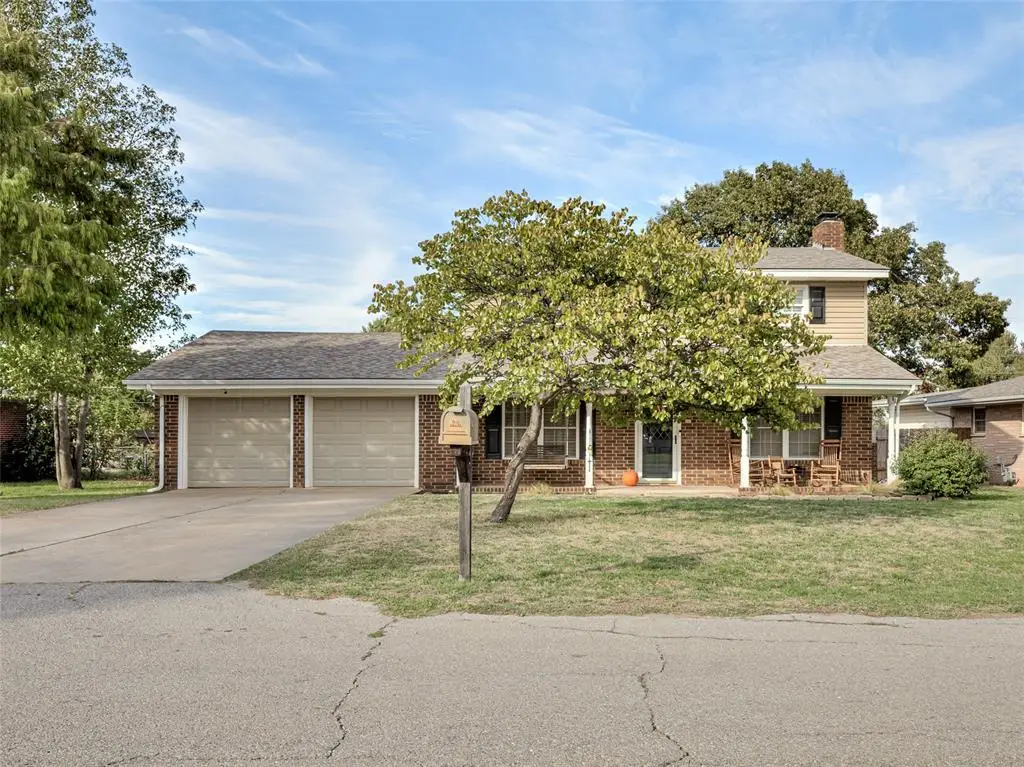 1506 W Ash Street, El Reno, OK 73036 - #1