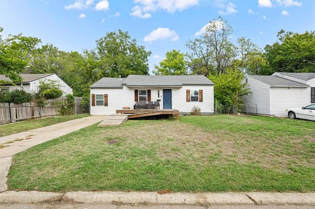 605 Foster Place, Midwest City, OK 73110 - #1