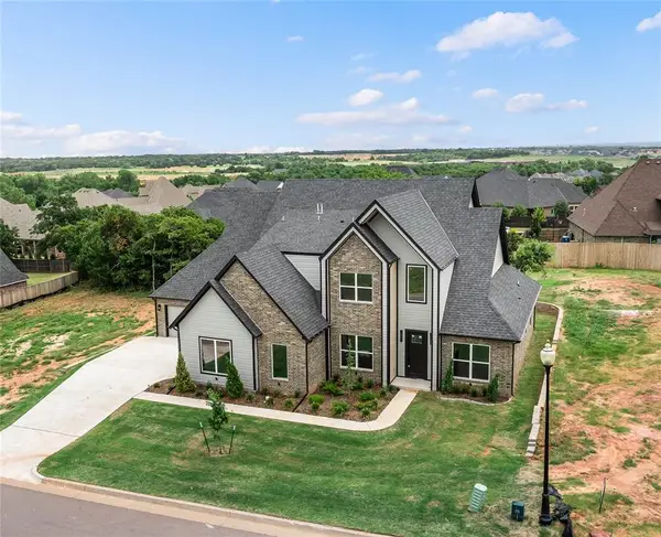 4548 Maple Ridge Drive, Edmond, OK 73034