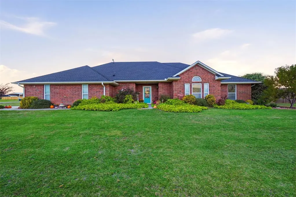 37 Freedom Circle, Altus, OK 73521 - #1