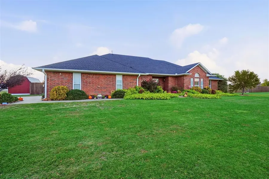 37 Freedom Circle, Altus, OK 73521 - #2