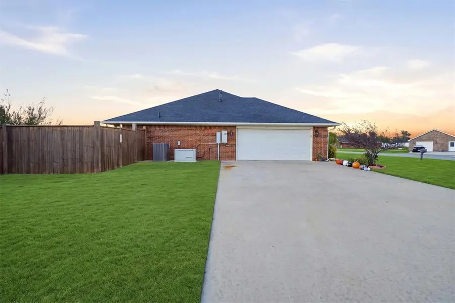 37 Freedom Circle, Altus, OK 73521 - #3