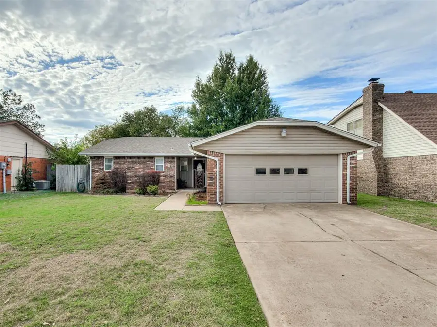 309 S Bouziden Drive, Moore, OK 73160 - #2