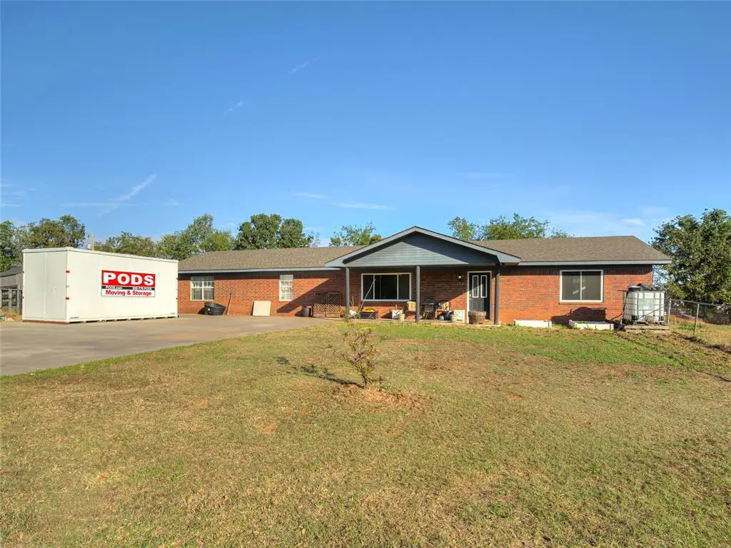 102 Moore Road, McLoud, OK 74851 - #1