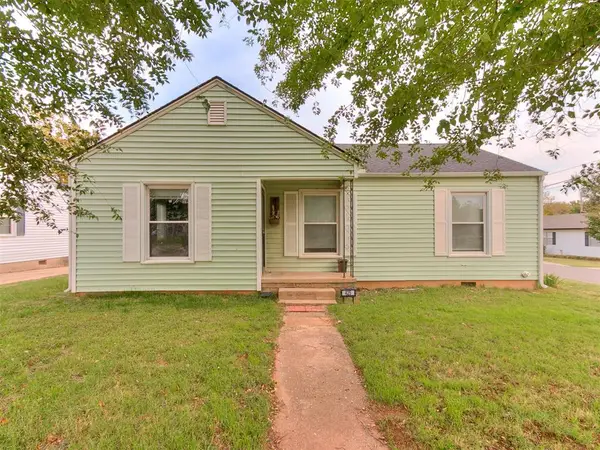 425 S 9th Street, Yukon, OK 73099
