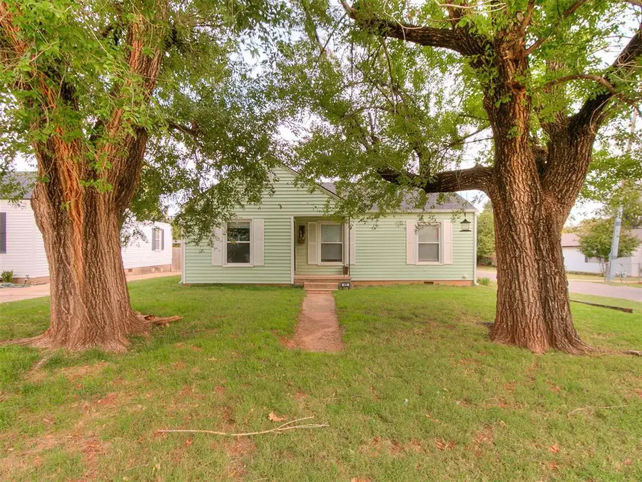 425 S 9th Street, Yukon, OK 73099 - #2