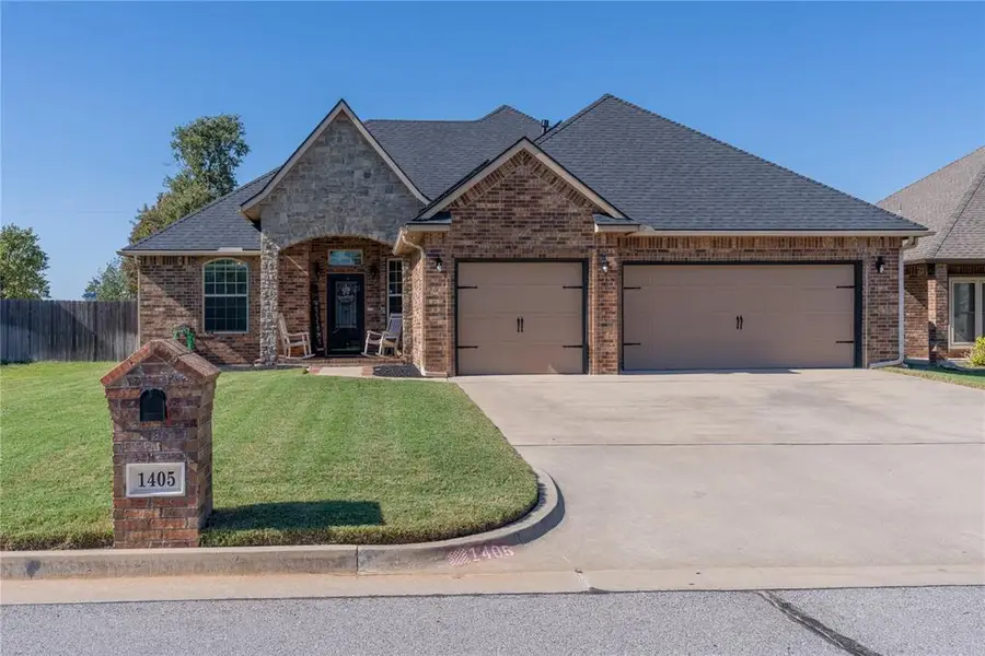 1405 Riverwind Drive, Midwest City, OK 73130 - #2