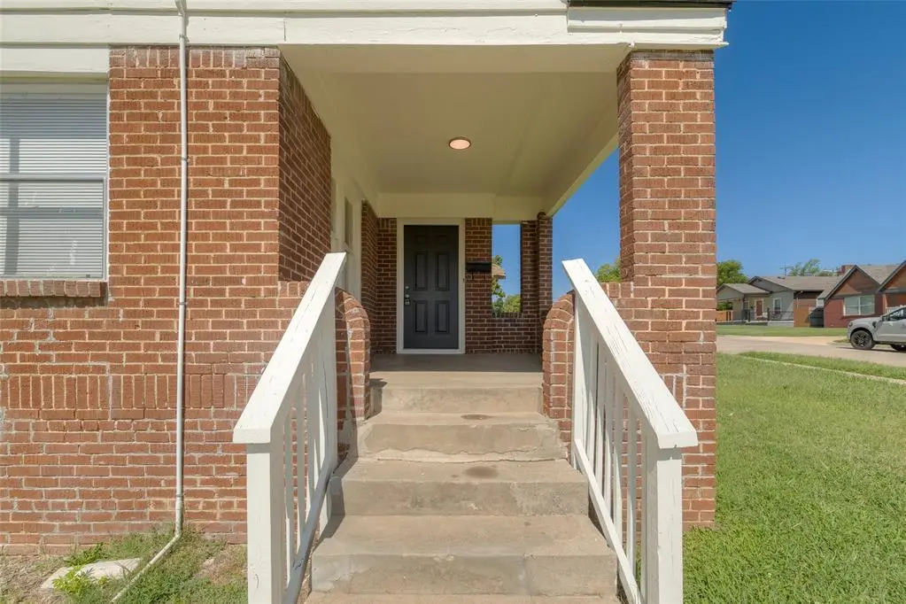 1618 NE 11th Street, Oklahoma City, OK 73117 - #1