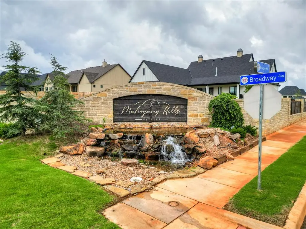4500 Mahogany Hills Drive, Moore, OK 73160 - Image #1