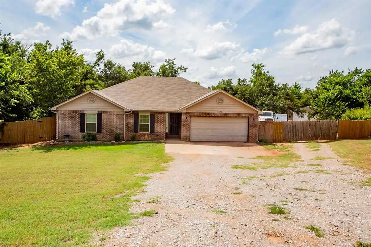 207 Eastwood Drive, Guthrie, OK 73044 - Image #1