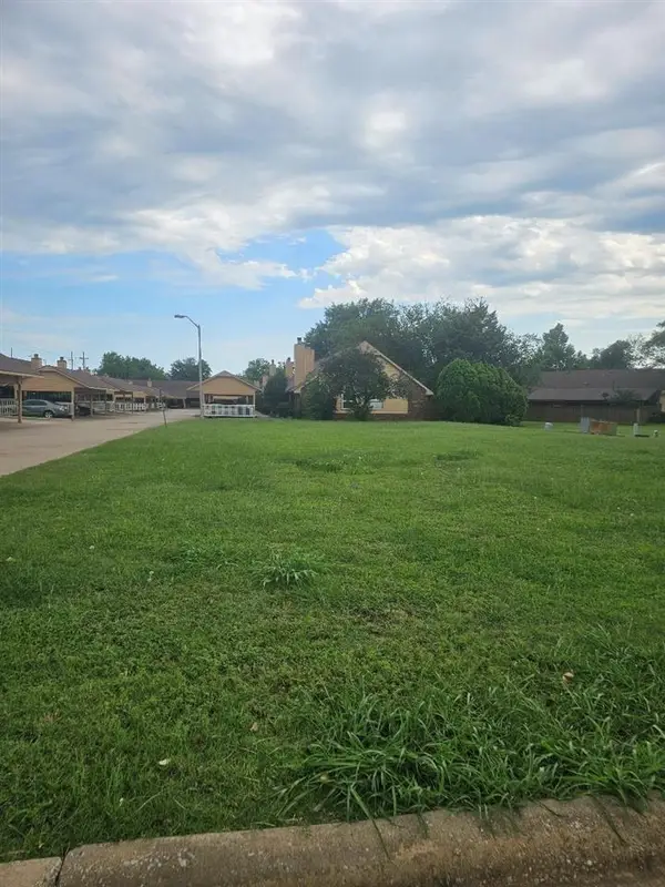 4622 Evergreen St, Stillwater, OK 74075