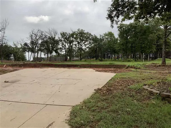 1819 S Hidden Oaks Drive, Stillwater, OK 74074