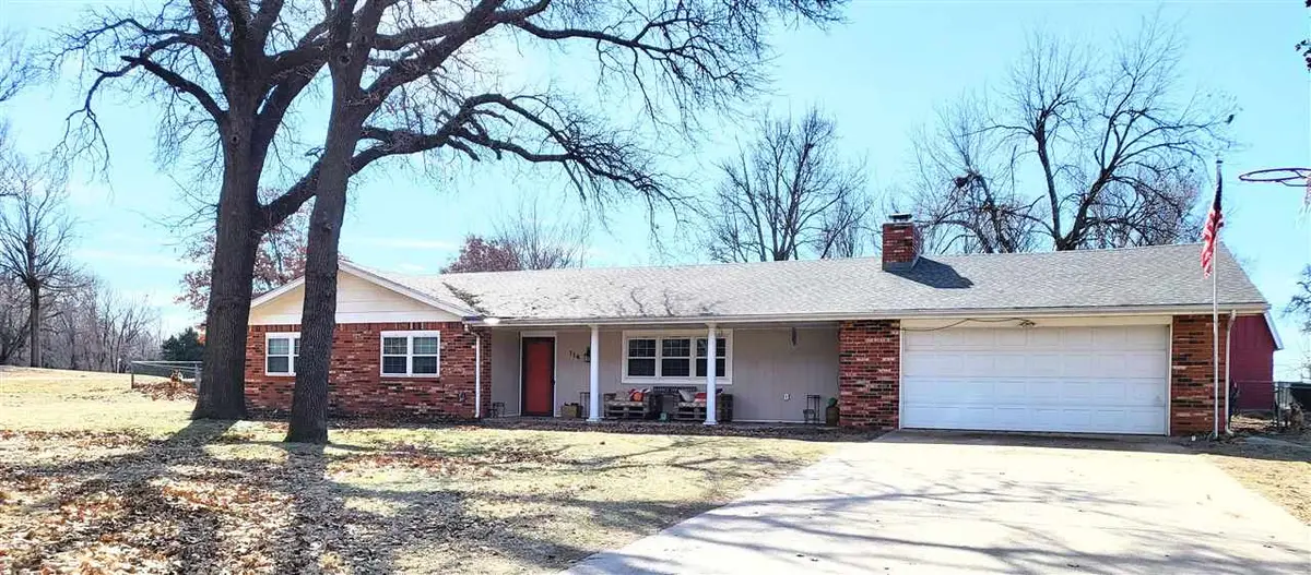 114 Park Pl, Ponca City, OK 74604 - Image #1