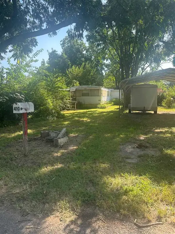 408 & 410 NW 2nd Street, Perkins, OK 74059