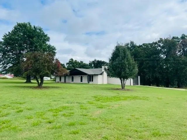 3221 S Twin Mounds, Yale, OK 74085 - Image #1