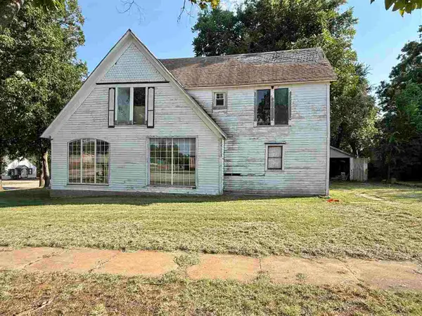 727 7th Street, Perry, OK 73077