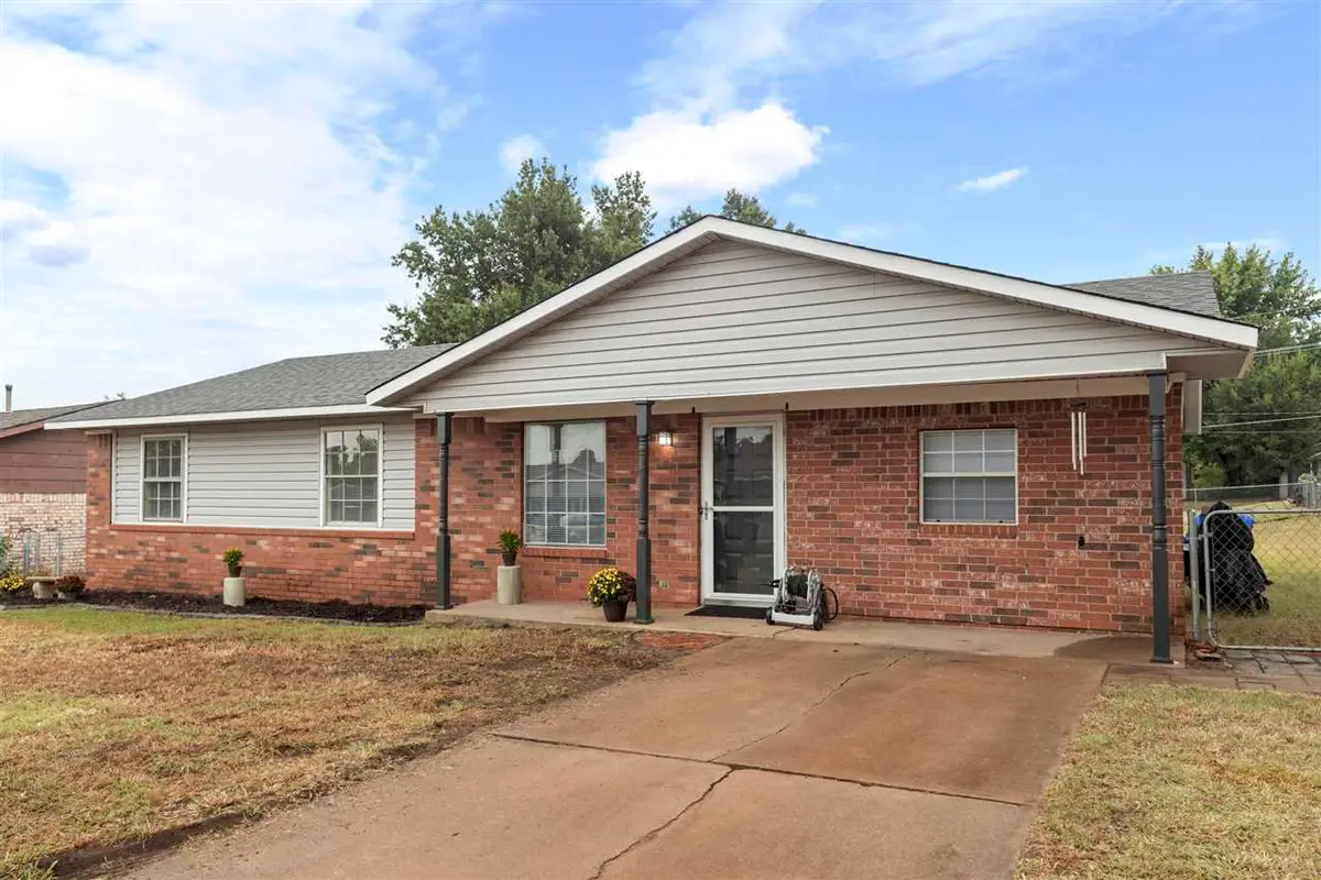 204 E Maple Avenue, Perry, OK 73077-2603 - Image #1