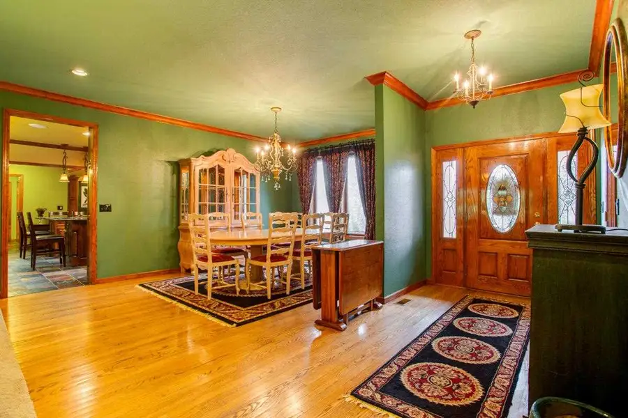 1125 E Robertson Rd, Enid, OK 73701 - Image #2