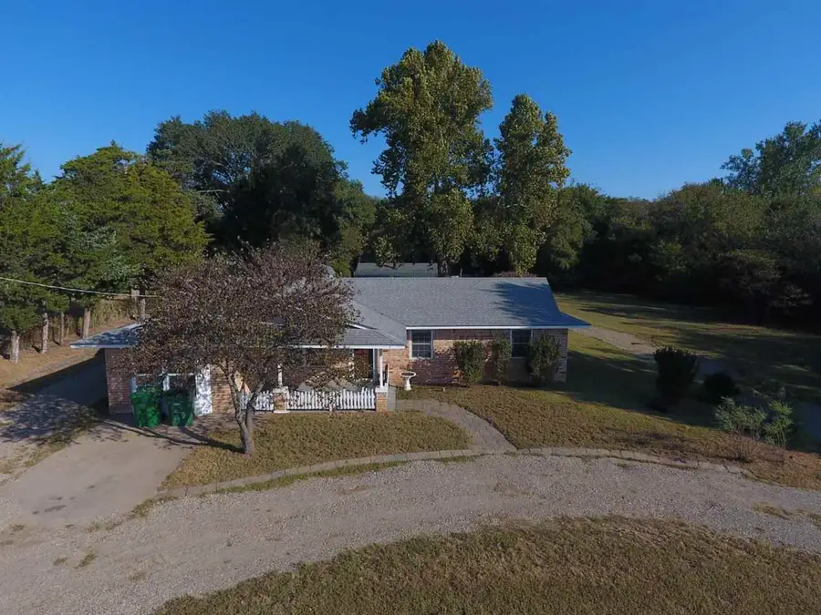 523 W Knipe Avenue, Perkins, OK 74059-3328 - #2